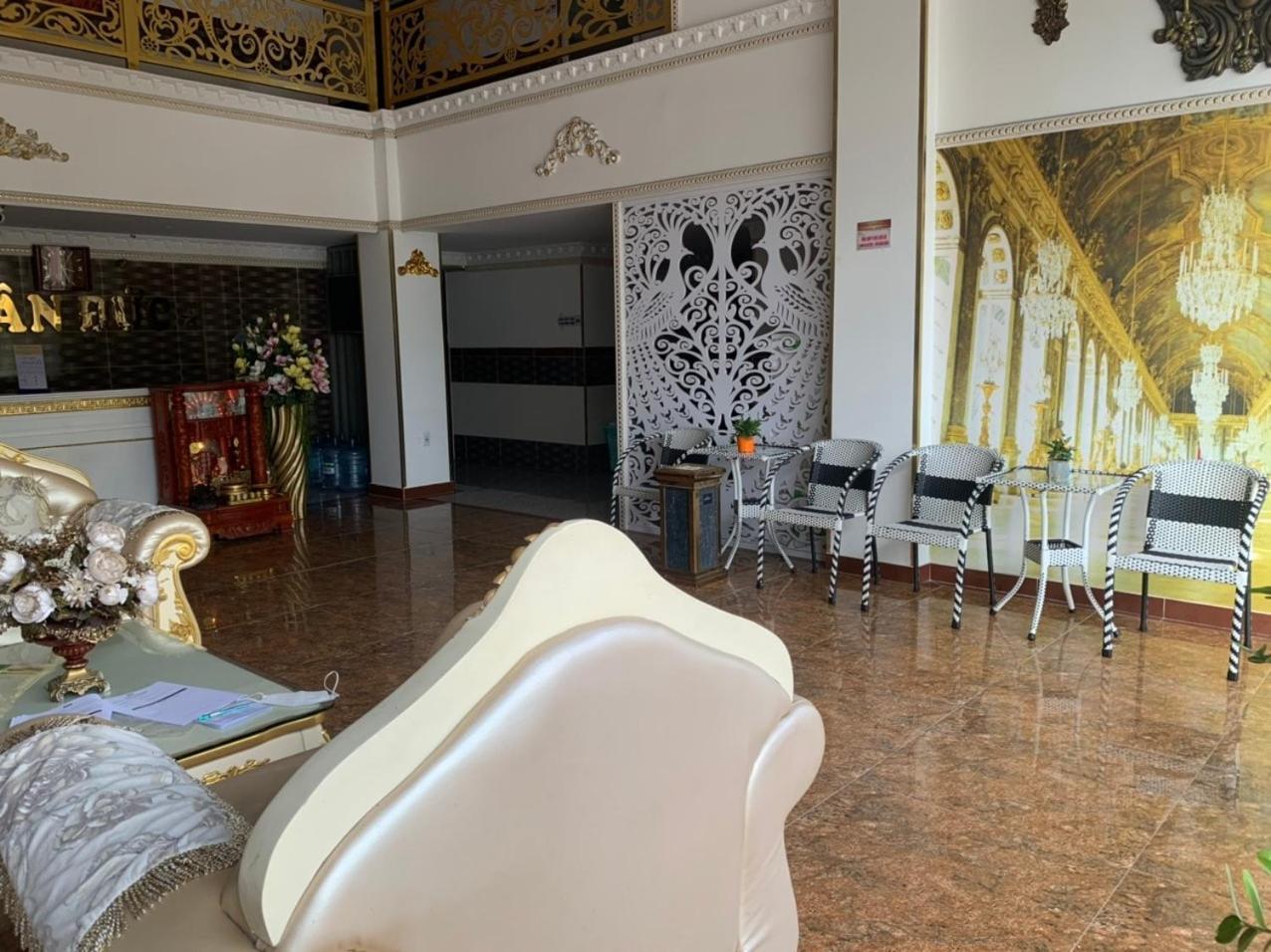 Nhan Duc Hotel Хошимин Екстериор снимка